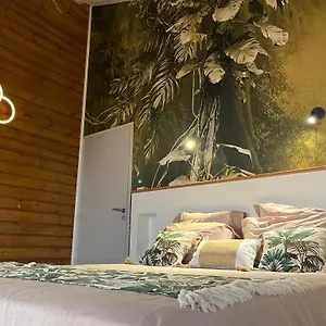  Bed & Breakfast Cajou D'hotes Et Zanzibar